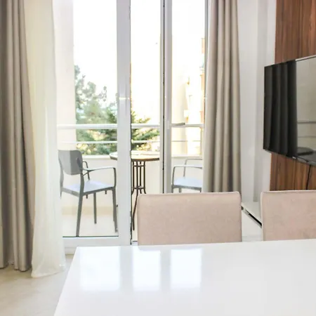 Apartamento Ultimate Luxury Deluxe 734 *
